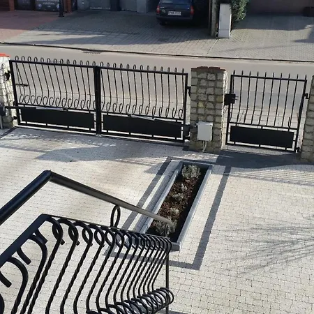 Apartament Na Uboczu Апартаменты *