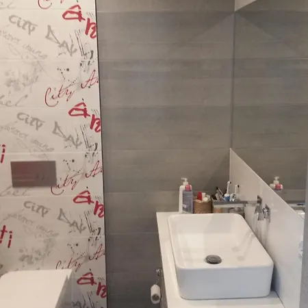 Apartament Na Uboczu Апартаменты *